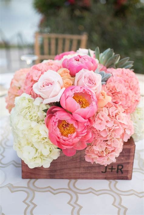 Gather 2 large white hydrangeas and 1 min green hydrangea , wrap the 3 stems with floral tape to secure the center of your bouquet. 100 Wooden Box Wedding Décor Centerpieces - Hi Miss Puff