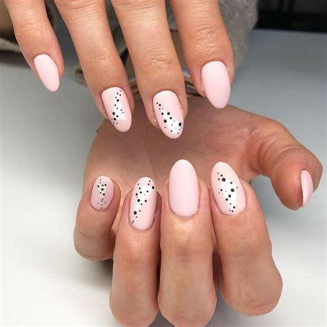 Ul Ho A Warszawa On Instagram Pink Pastelpink Dots Simpledesign Simplenailart