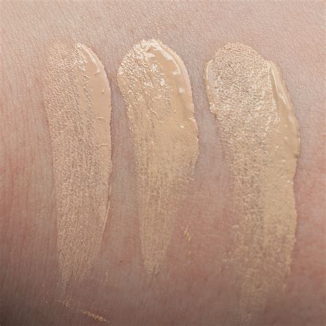 IT COSMETICS Your Skin But Better CC Nude Glow Foundation