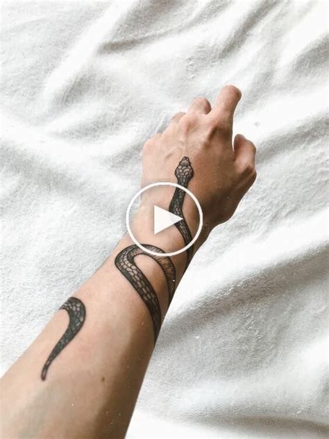 20 Simple Snake Tattoo Ideeën Petpress Tatuagem Tatuagem De Cobra