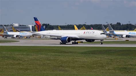 Delta Airlines Airbus A350 900 Atl Cvg Dtw Youtube