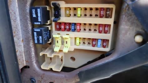 1997 dodge caravan fuse box diagram i need your vin # to check the wiring diagram there is at least five diferent ones. 2000 Durango Fuse Box Diagram - Wiring Diagrams Guitar | Bege Wiring Diagram