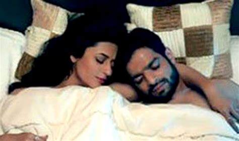 Leaked Pictures Of Yeh Hai Mohabbatein Steamy Love Making Scenes Of