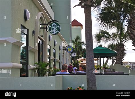 Starbucks Cafe, Myrtle Beach, South Carolina, USA Stock Photo - Alamy