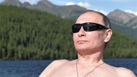 The Online Bots Behind Vladimir Putin S Birthday Wishes Continentalinquirer