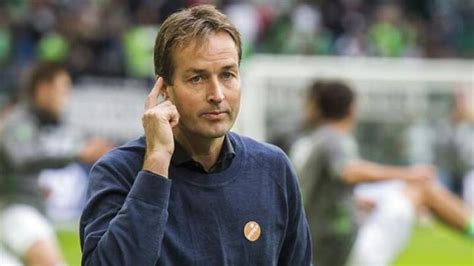All unsere gedanken sind bei ihm und seiner familie. Hjulmand: Jeg lukker ned for pressen | Tysk fodbold | DR