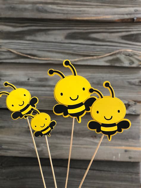 Bumble bee cake pops bumble bee deco mesh wreath. Set of 6 Yellow and Black BUMBLE BEE Decorations On Wooden ...