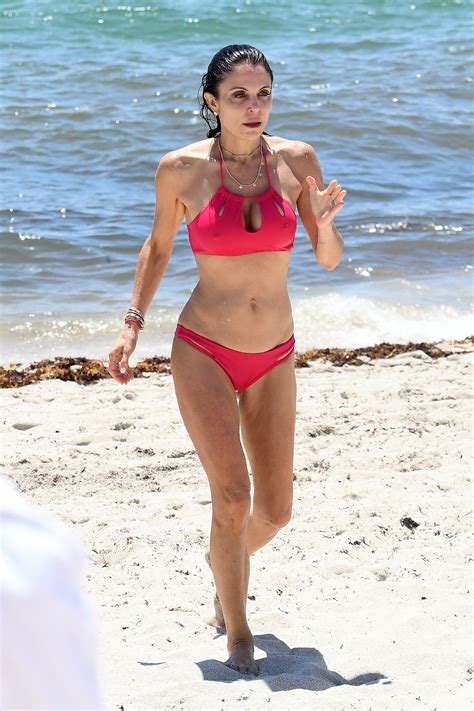 The Hottest Celebs Over 40 In Swimsuits Photos And Fitness Tips