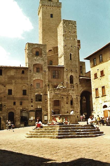 san gimignano piazza della cisterna torri degli ardinghelli and torre grossa a photo on flickriver