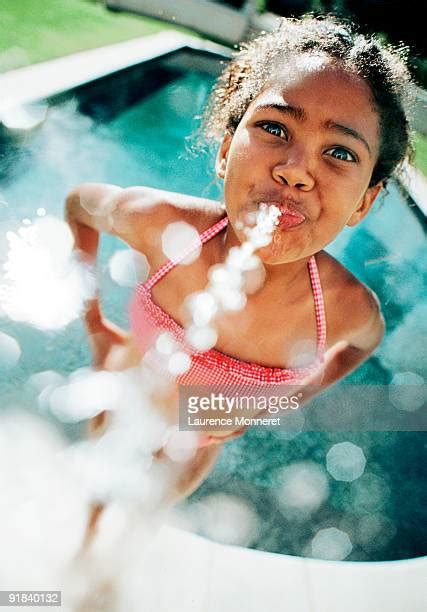 Young Squirting Photos Et Images De Collection Getty Images