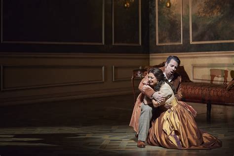 Scrutiny Canadian Opera Company Returns Triumphant With Superb ‘la Traviata’