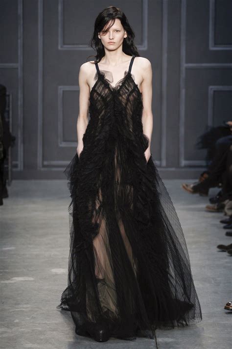 Vera Wang New York Fashion Week Aisle Style Inspiration Autumn