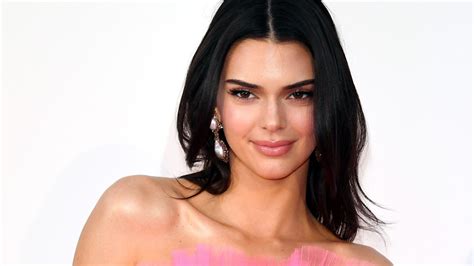 Kendall Jenner Just Said Goodbye To Her Dark Hair Glamour