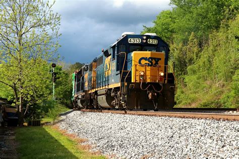 Csx Y551 24 April 24 2018 As Storm Clouds Gather On The Flickr