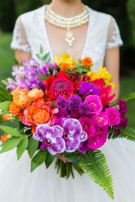 This Bridal Bouquet Is Gorgeous All Of The Flower Colors Together Red