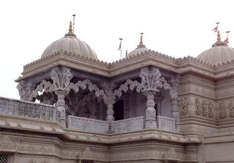 A Visit To Baps Shri Swaminarayan Mandir Neasden Temple London