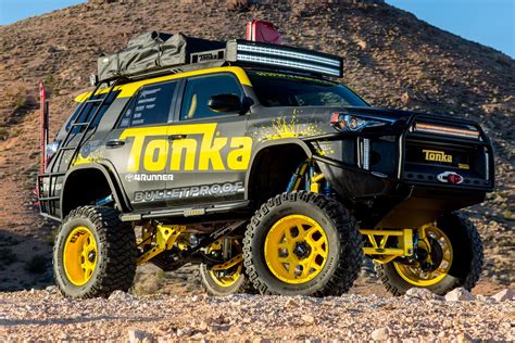 Strongauto automotive news and pictures. 2015 Toyota Tonka 4Runner pictures
