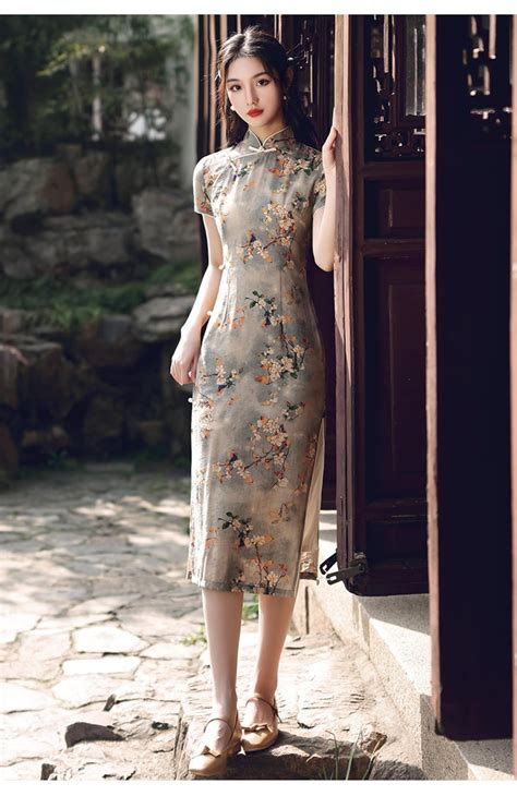 Traditional Chinese Cheongsam Dress China Qipao Painted 寒梅 Etsy Canada