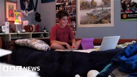 Us Cancer Teen Gets Surprise Trip To See Leicester City Bbc News