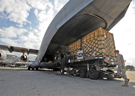 Ottawa Poised To Buy Additional C 17 Cargo Jet From Boeing