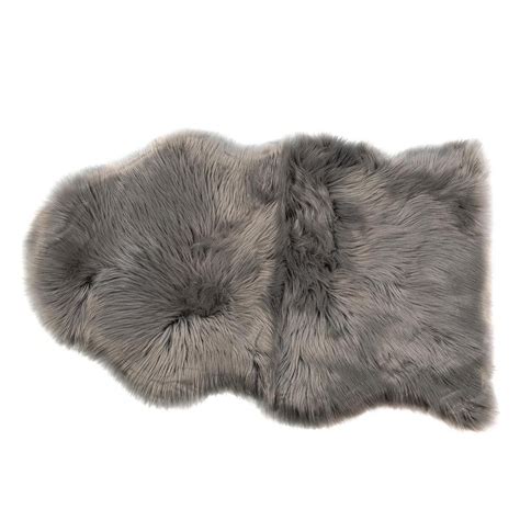 Walk On Me Gray 2 Ft X 3 Ft Faux Fur Luxuriously Soft And Eco