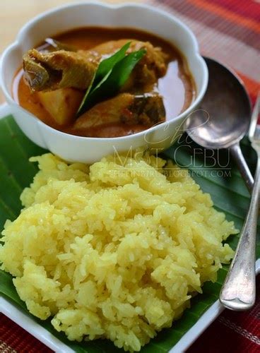It can be classified as an indonesian curry. KISAH PULUT KUNING DAN KARI AYAM - Dapur Tanpa Sempadan...