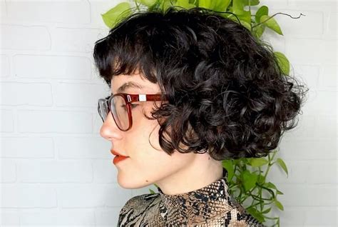 30 stylish and glamorous curly bob hairstyle for women hottest haircuts