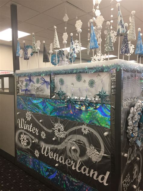 Winter Wonderland Cubicle Decor Christmas Cubicle Decorations Office