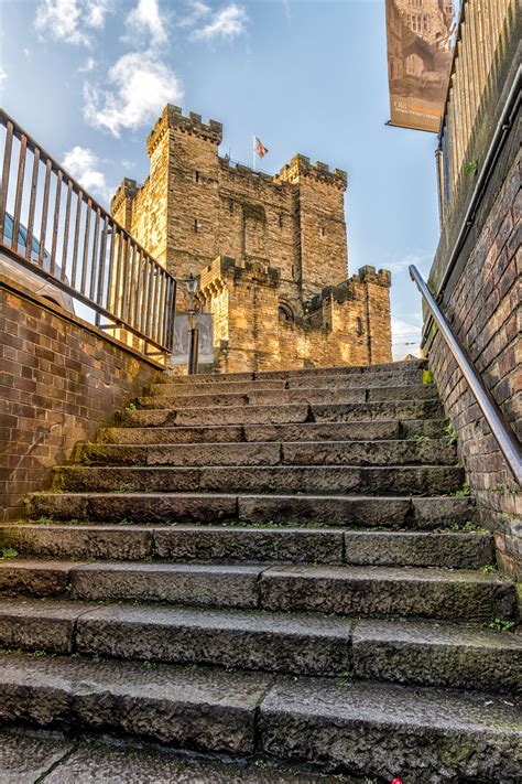 The Castle Keep By Philreay Newcastle Quayside Villagephot