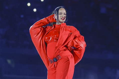 Rihanna S Halftime Super Bowl Show Has Been Hit With Complaints For Being Too Sexual