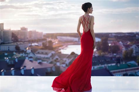 Download Gorgeous Red Gown Fashion Model Wallpaper
