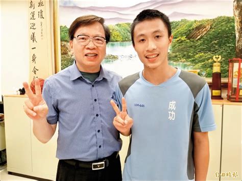 Copyright © 中華民國僑務委員會‧overseas community affairs council, republic. 運動健將曾煒程考取竹中 圓亡母遺願 - 新竹縣 - 自由時報電子報