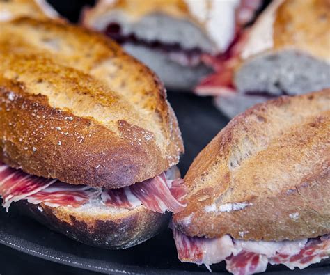 The bocadillo or bocata is a sandwich made with spanish bread, usually a baguette or similar type of bread, cut. Bocadillos - Foodwiki - Lieferando.at