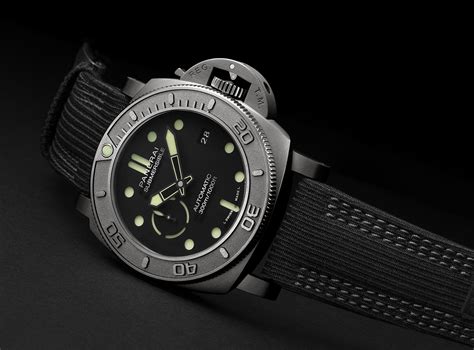 Sihh 2019 Panerai Submersible Mike Horn Editions Pam984 And Pam985