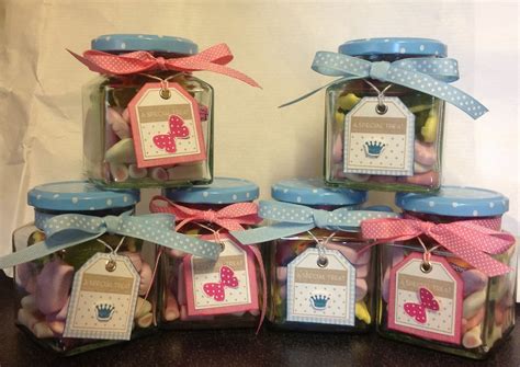 Discover with us how to make jars decorated for a party with quattro stagioni jars. Beautiful Jars of Sweets, Decorated with gorgeous ribbon and a special hand made tag, www ...