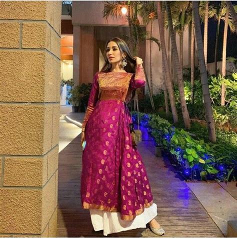 Shavia💕 Kasavu Saree Jutti Tv Actors Anarkali Suits Girls Dp Indian Wear Indian Dresses
