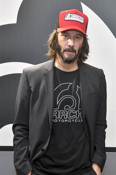 Keanu reeves' salary for the matrix 4 has been revealed thanks to a new report on the highest paid stars of 2021. 10 Pictures Of Keanu Reeves That Prove The Man Simply Doesn't Age - Jetss