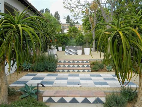 Piastrelle da Esterni e Giardini Piastrellati