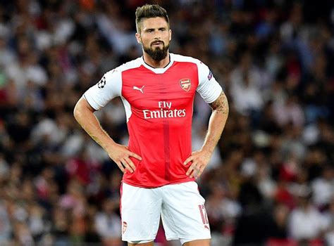 Arsenal News Olivier Giroud Accuses Marco Verratti Of Play Acting In