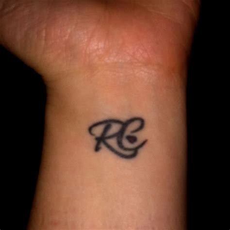 If you are a business professional working in an office, a small tattoo on finally, small or simple tattoos result in the best first tattoo ideas for men. tattoo with Children's initials on my foot | Tattoos ...
