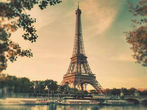 Eiffel Tower France Background Eiffel Tower Background ·①