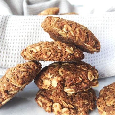 They're easy to make and great with a cup of tea! Coconut & Wattleseed ANZAC Biscuits | Anzac biscuits ...