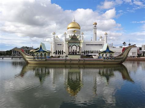 Brunei - Bandar Seri Begawan - Chris Travel Blog