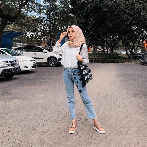 Ootd Hijab Kemeja Putih Hijabi Outfits Casual Casual Hijab Outfit