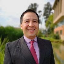 Ends of assimilation compares sociological and chicano/a (mexican american) literary representations of assimilation. Profesores de la Facultad de Educación de la Universidad ...