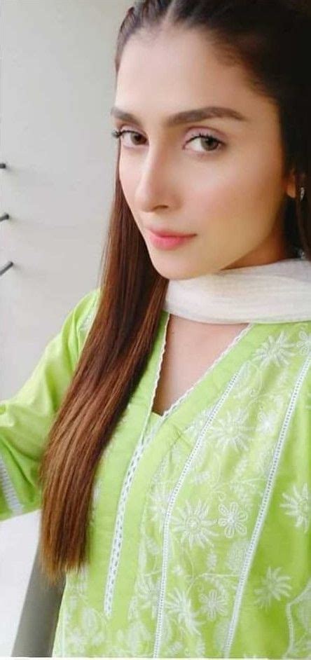 Pin By Noor 💕👑 On Ãyeza ķhan In 2020 Pakistani Actress Maira Khan