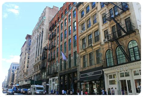 How old are New York Buildings? - GlobetrotterGirls
