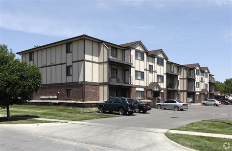One bedroom may serve as the master with. Cheever Apartments Apartments - Lincoln, NE | Apartments.com