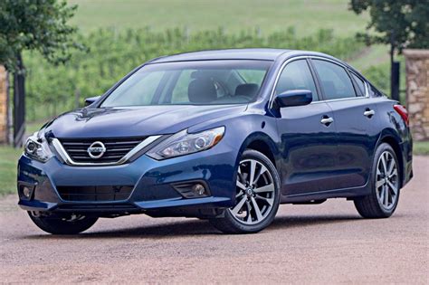 We'll review the issue and make a decision about a partial or a full refund. Nissan Altima V (L33) Restyling 2015 - now Sedan ...