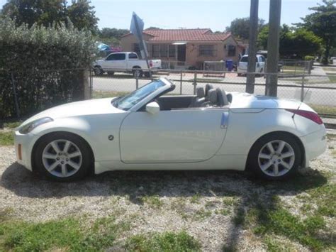 Purchase Used 2004 Nissan 350z Touring Convertible 2 Door 35l In